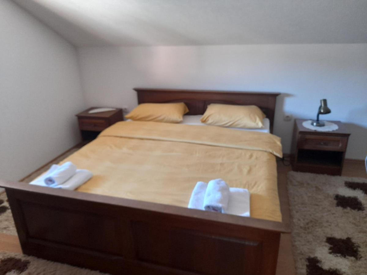 Apartman Zoran Livno Buitenkant foto